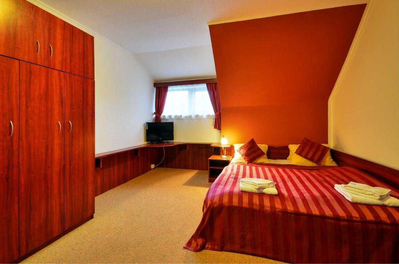 Hotel Stara Posta Filipovice Extérieur photo